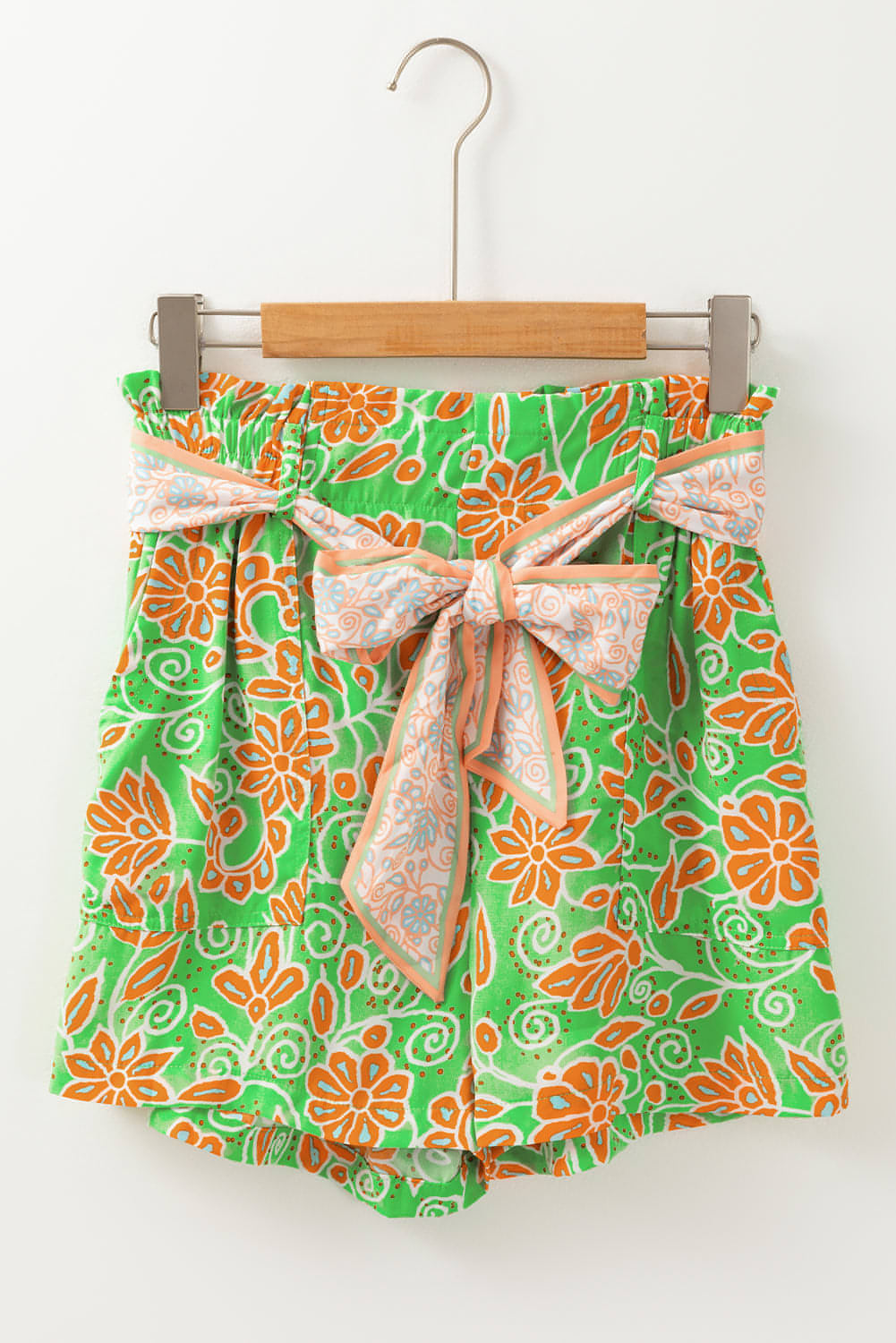 Green Floral Print Pocketed Front Knot High Waist Casual Shorts