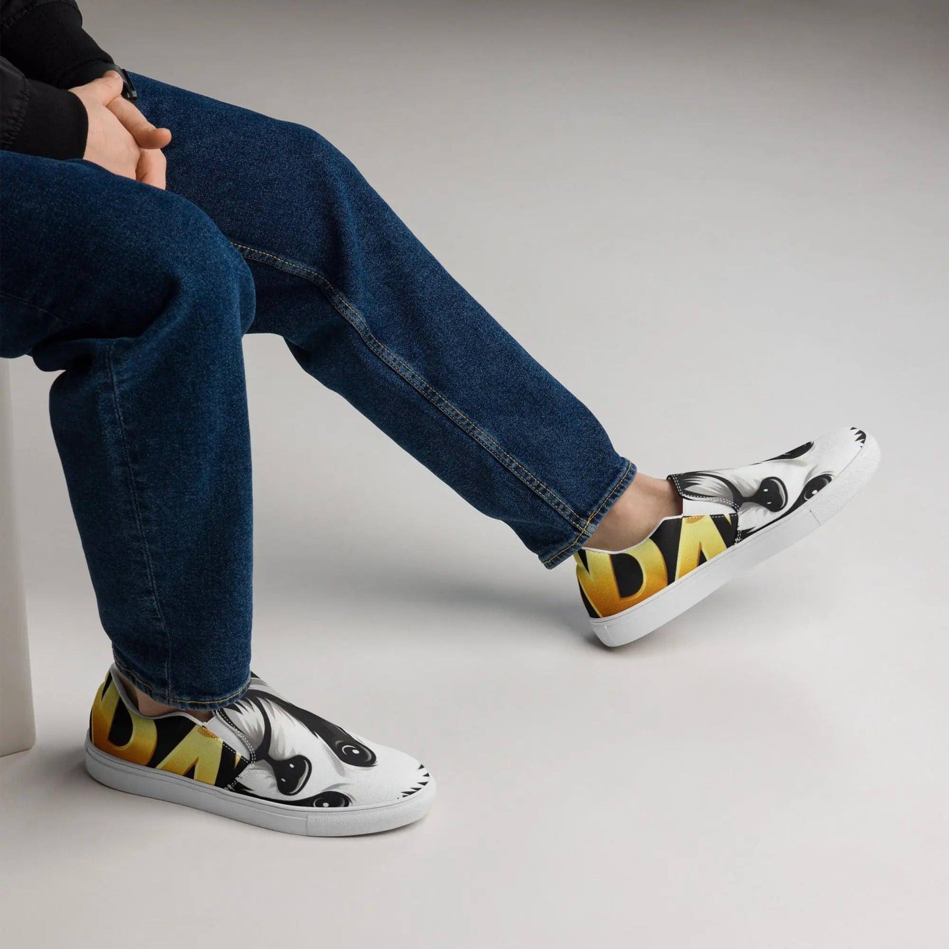 Z. Men’s slip-on canvas shoes - Panda X WORLDSHOP